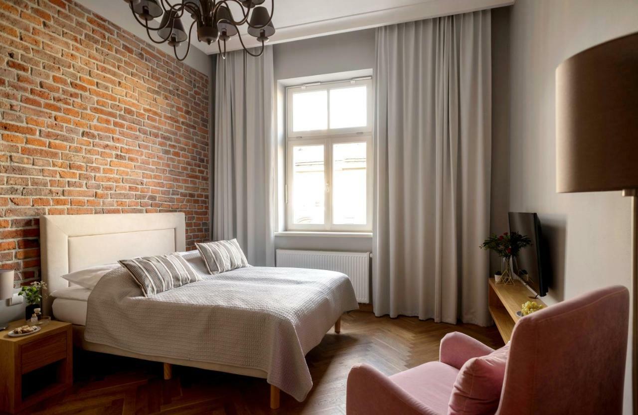 Superior Studio Apartment