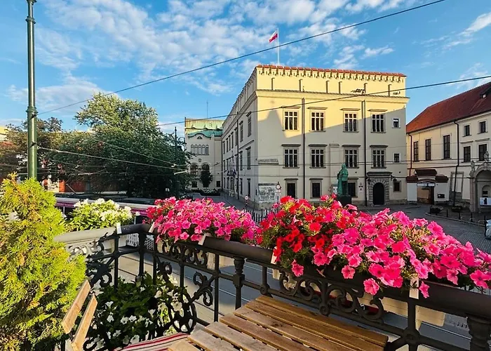 Krakow Apartments & Rooms